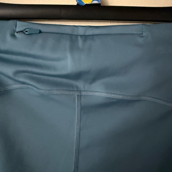 Nike NWT Swift Women's High-Waisted 7/8 Running Leggings with Pockets, size XXL - Picture 9 of 11